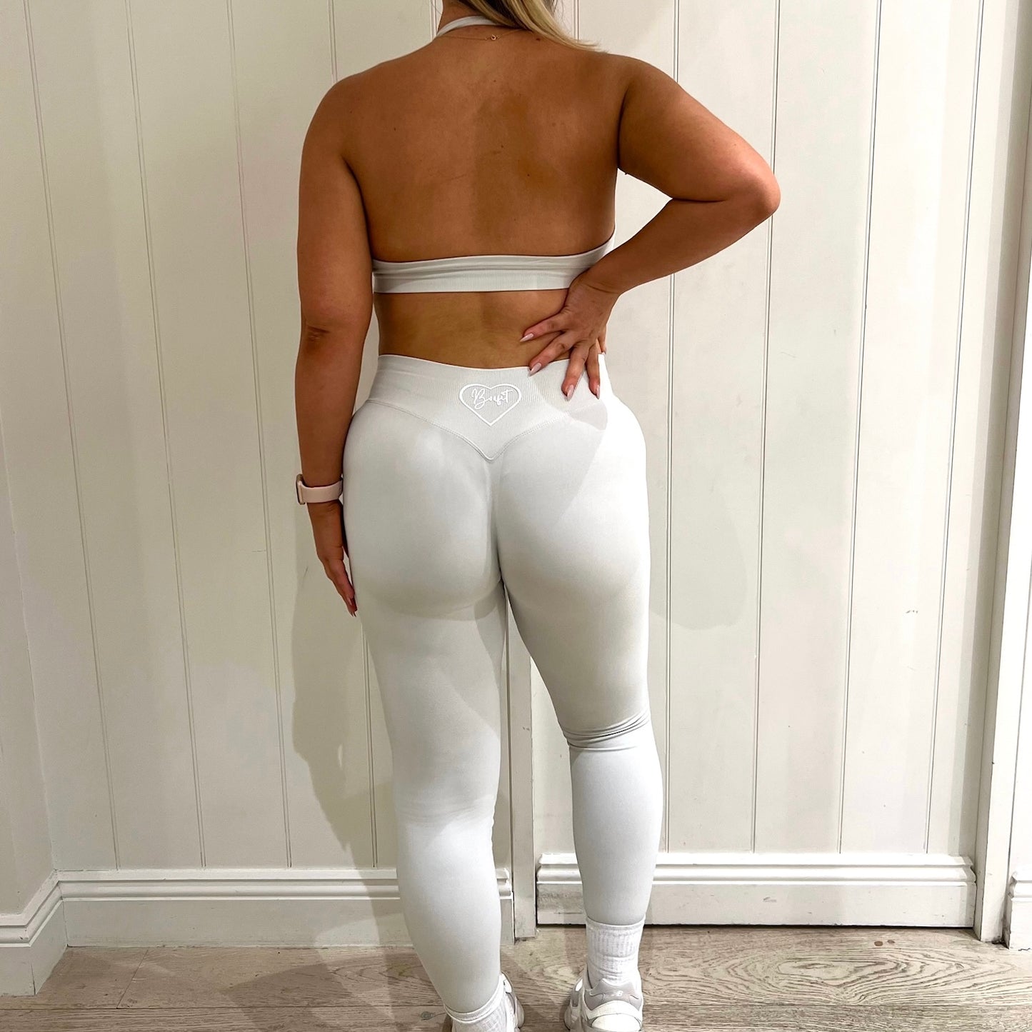 Dove Contour Leggings