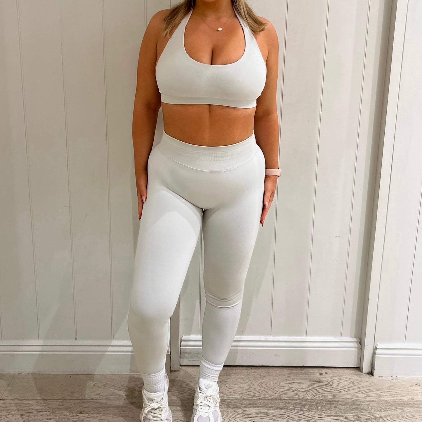 Dove Contour Leggings