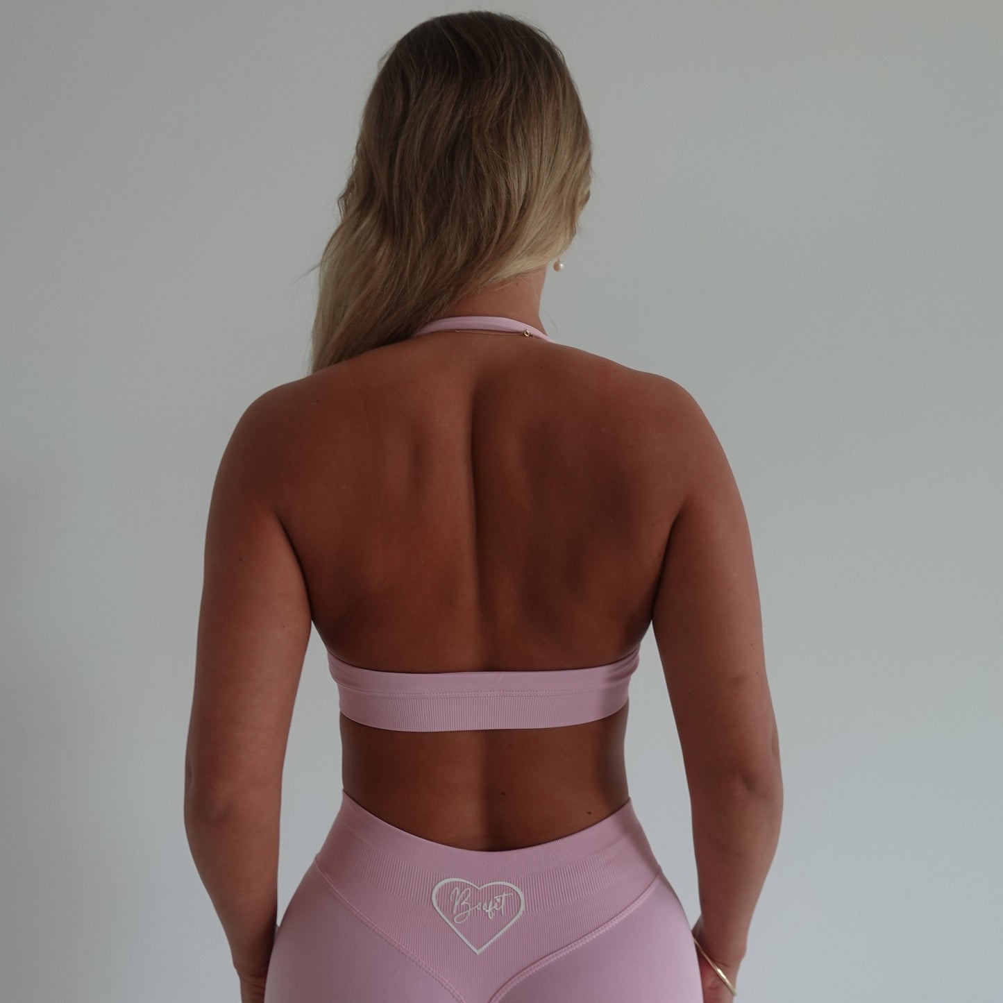 Marshmallow Contour Halter