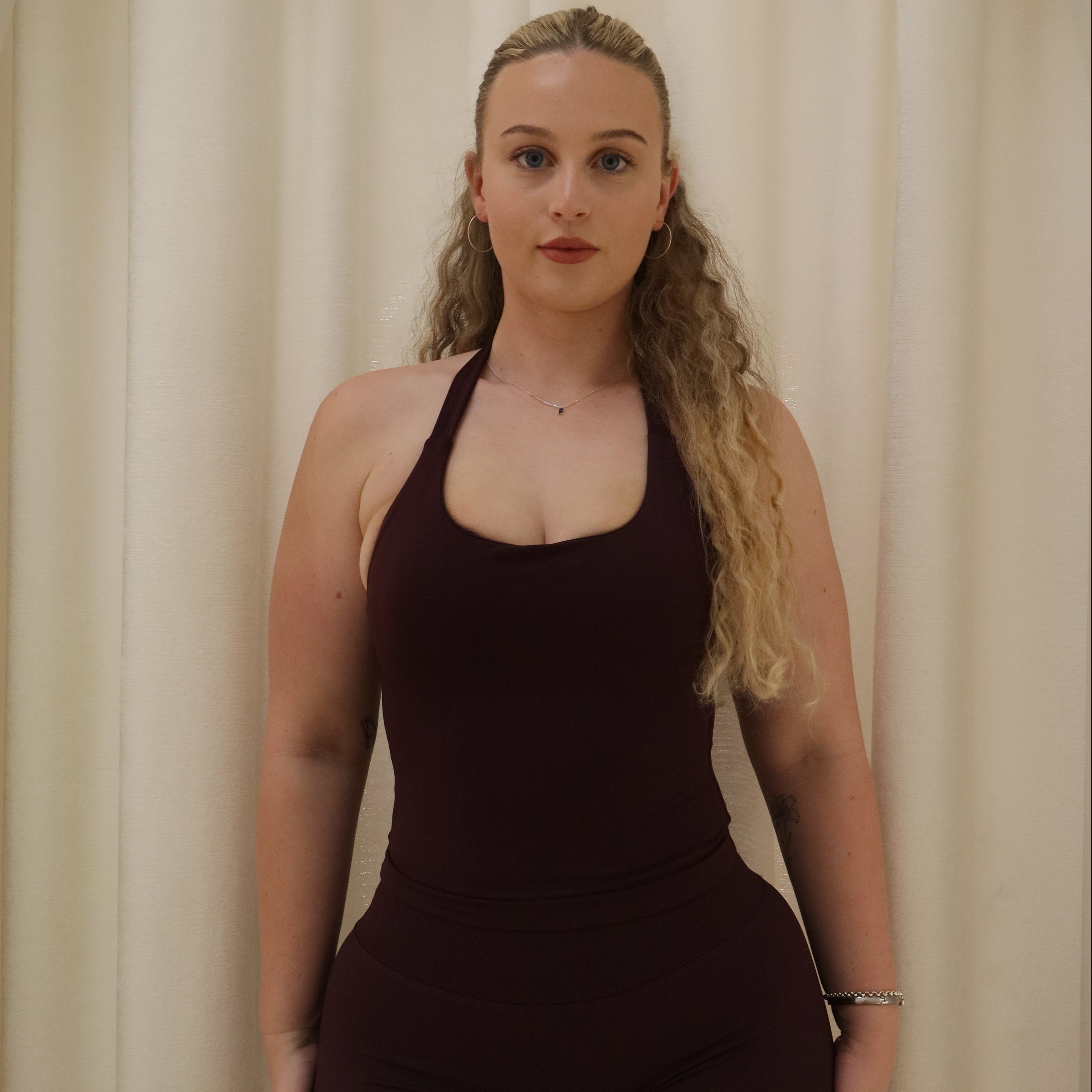 Coffee Contour Singlet